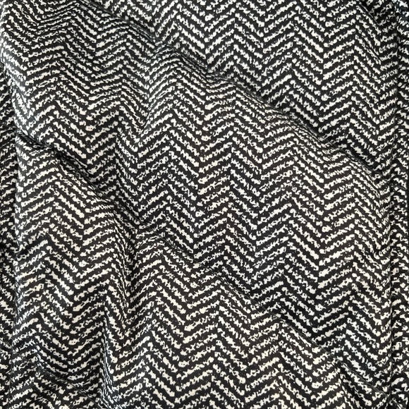 Land’s End Vest - Picture 2 of 4